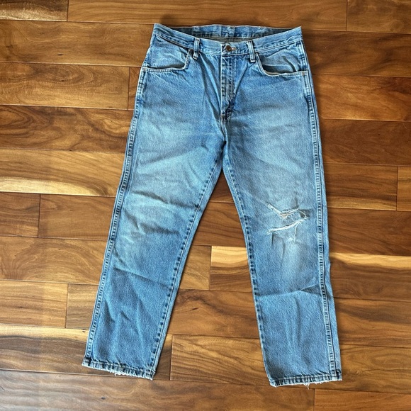 Rustler Lightwash Relaxed Fit Jeans size 34x29 - Picture 1 of 5